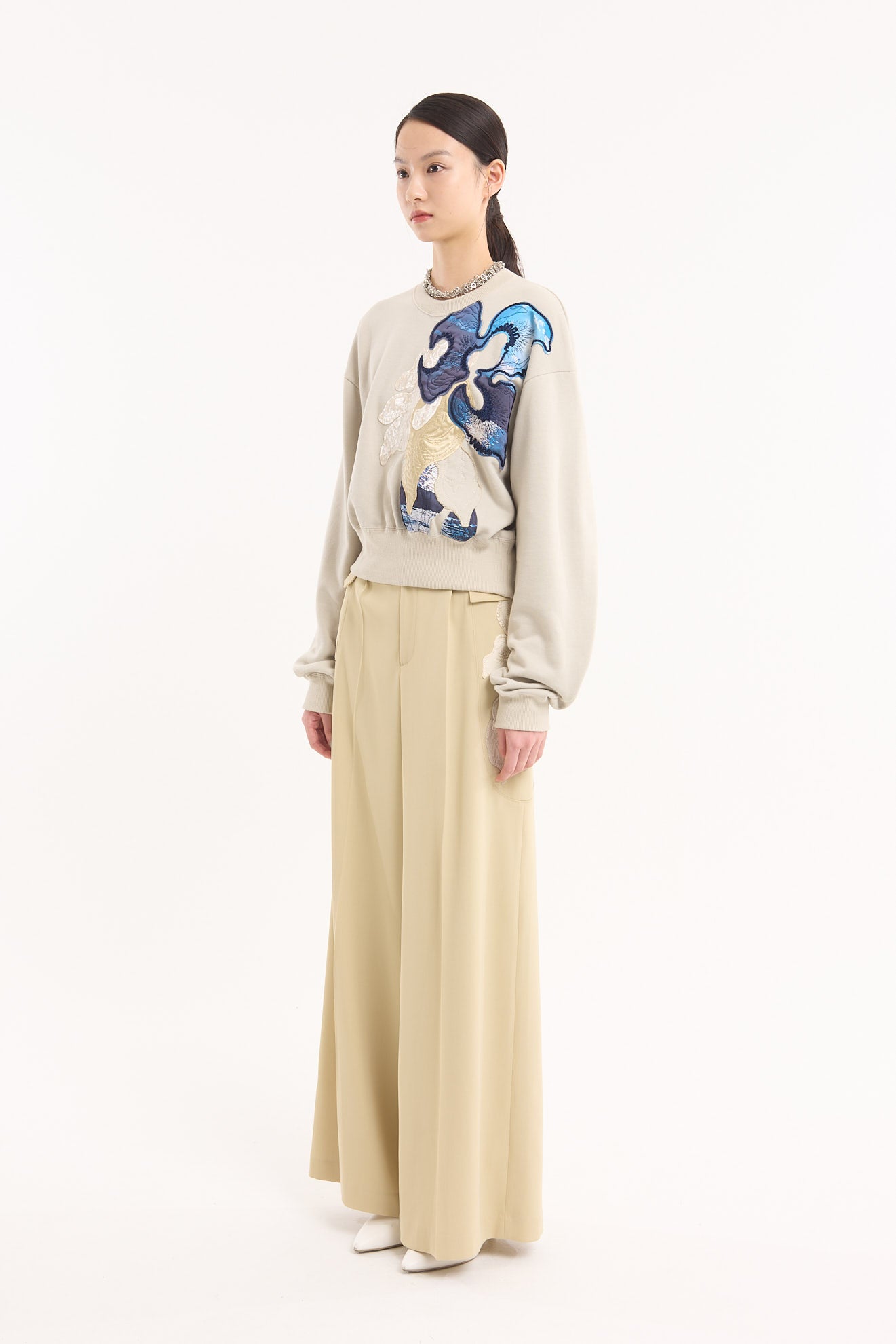 Patchwork embroidered sweatshirt (Grage)