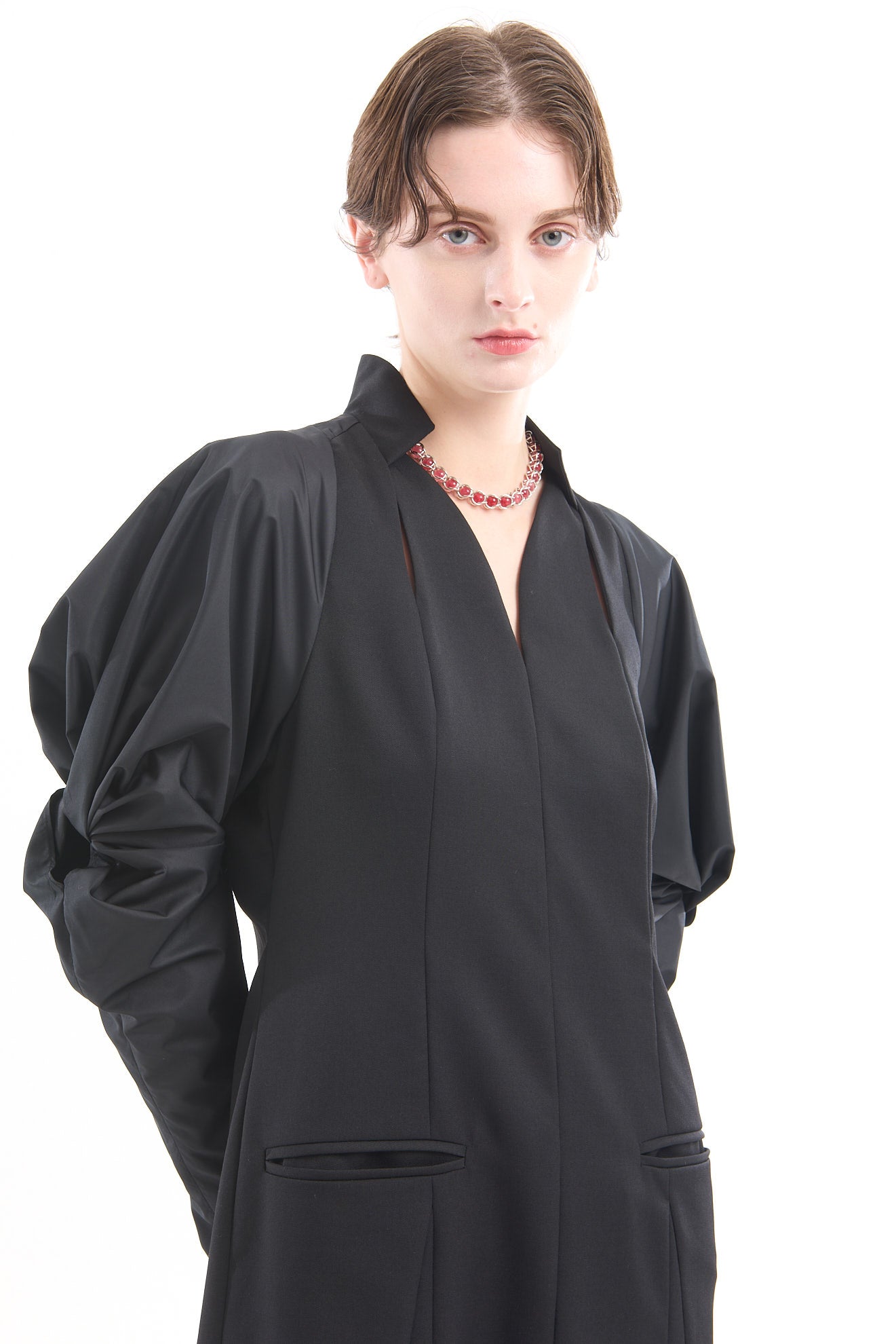 Twist sleeve mini dress (Black)