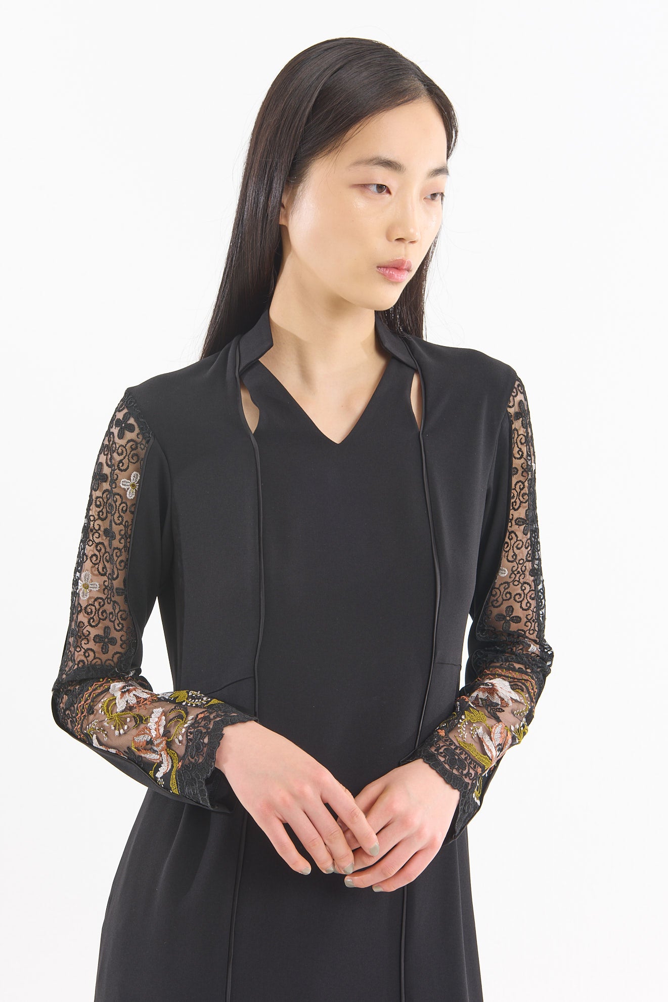 Petal collar lace dress (Black)