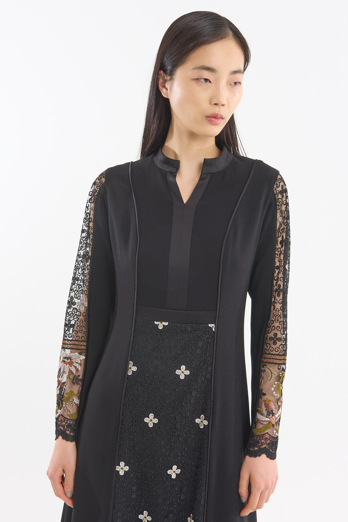 Framed flower lace dress (Black)