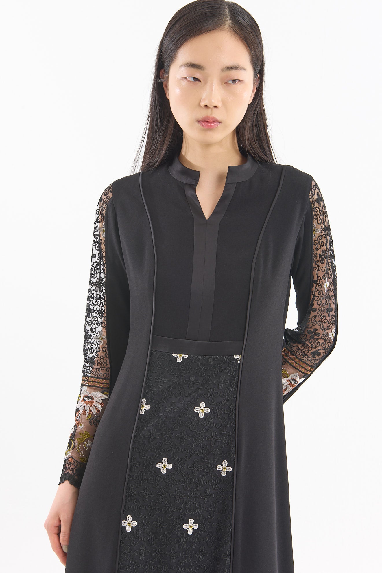 Framed flower lace dress (Black)