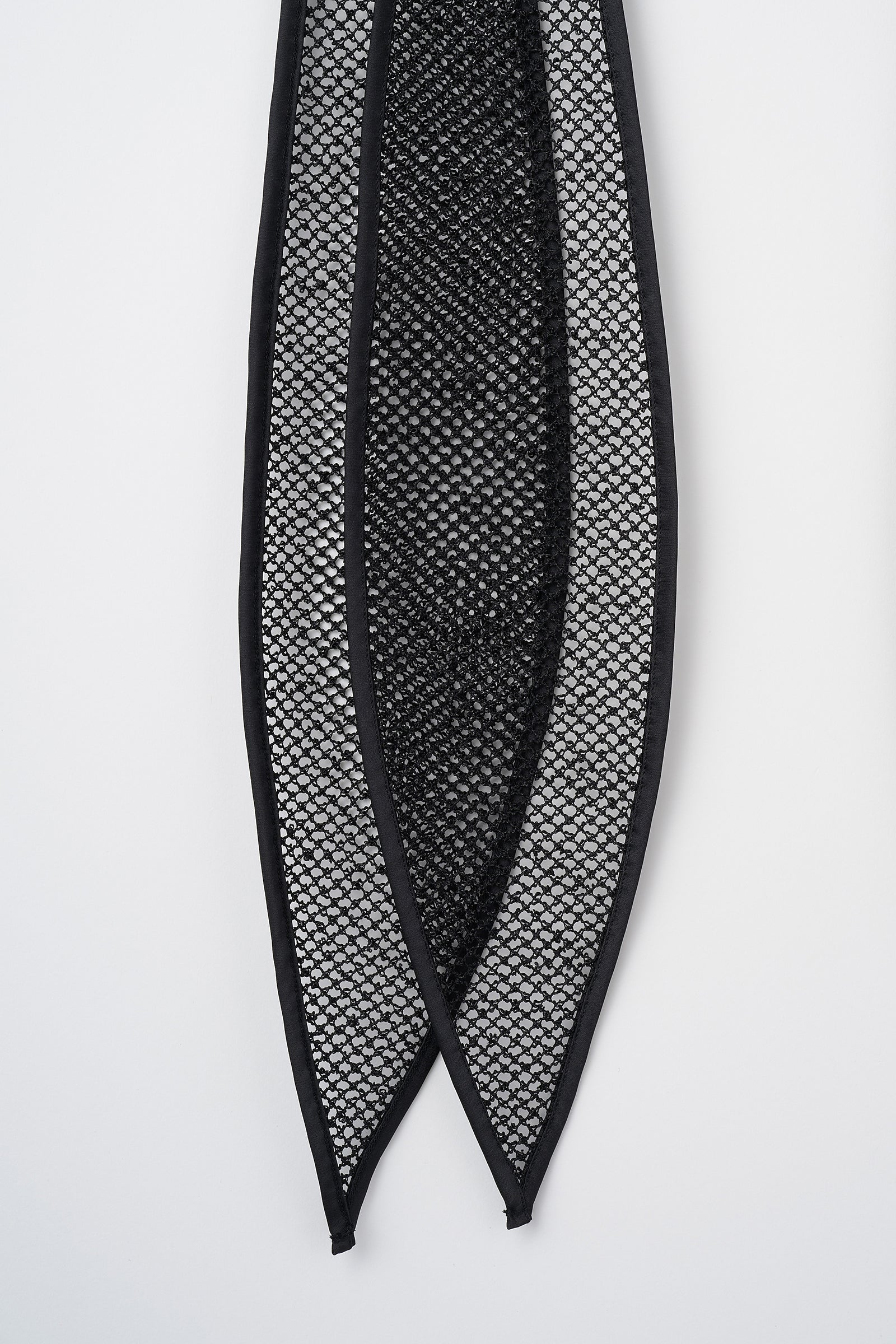 Petal mesh top (Black)