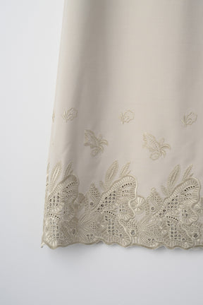 Morpho embroidery skirt (Ivory)