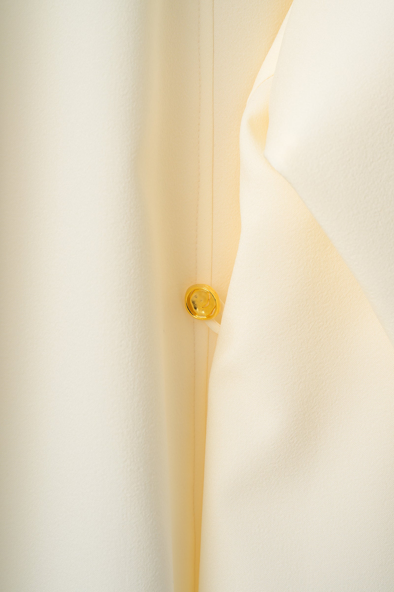 Cross cut shirt (Ivory)