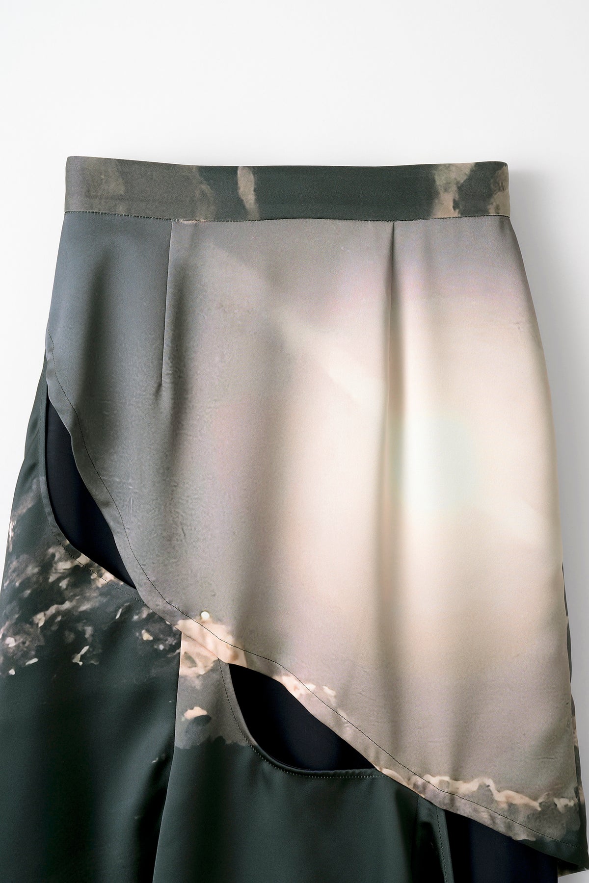 Moon road skirt (Black)