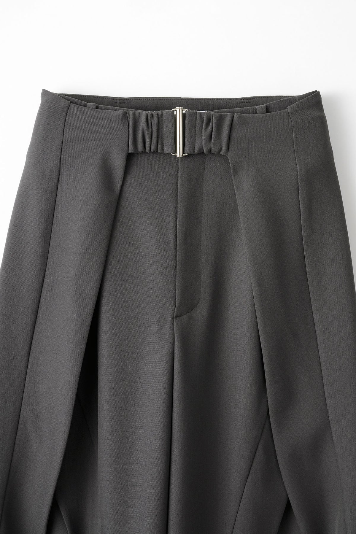 Tears flower lace slacks (Gray)