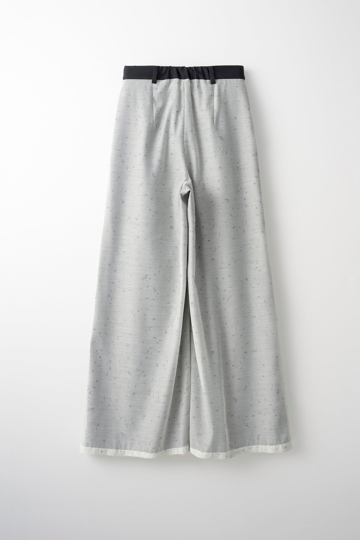 "Poppy" drawing wide slacks (Ivory)