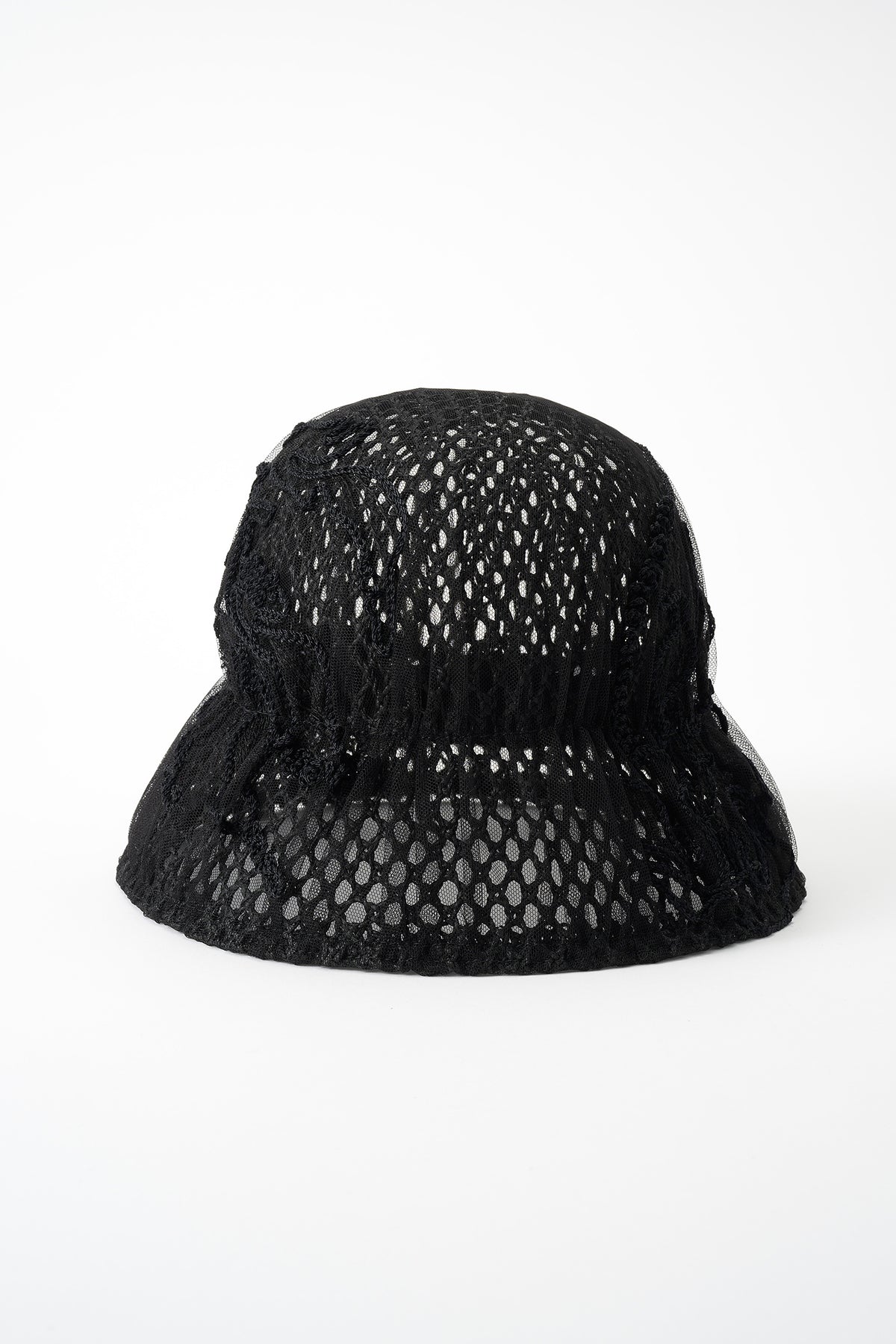 "Sea pea" Embroidered hat (Black)