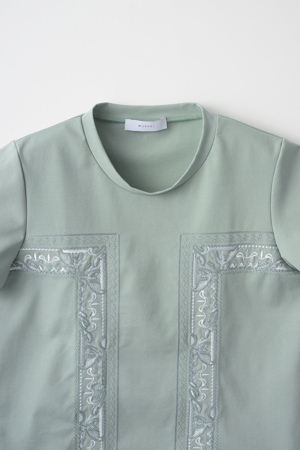 Framed embroidered jersey tops (Ash green)