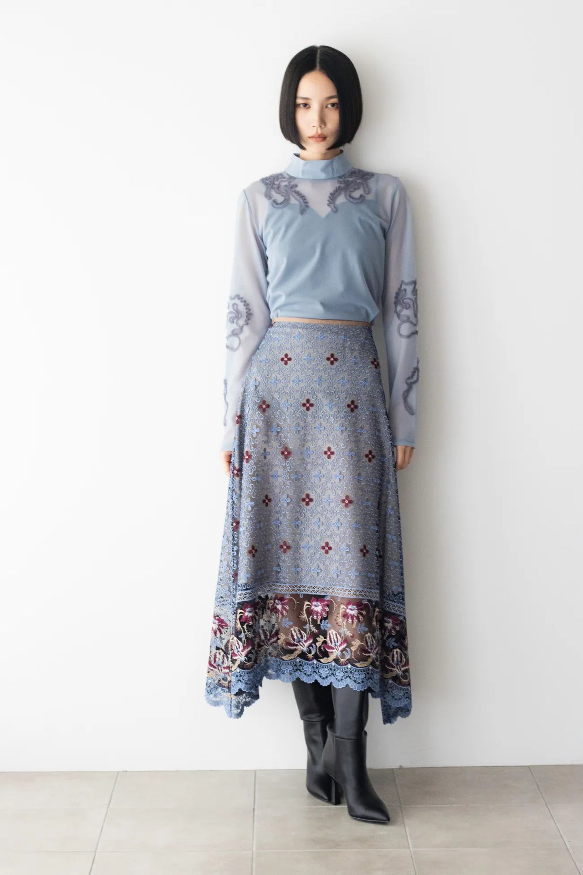 Everlasting embroidery lace skirt (Blue)