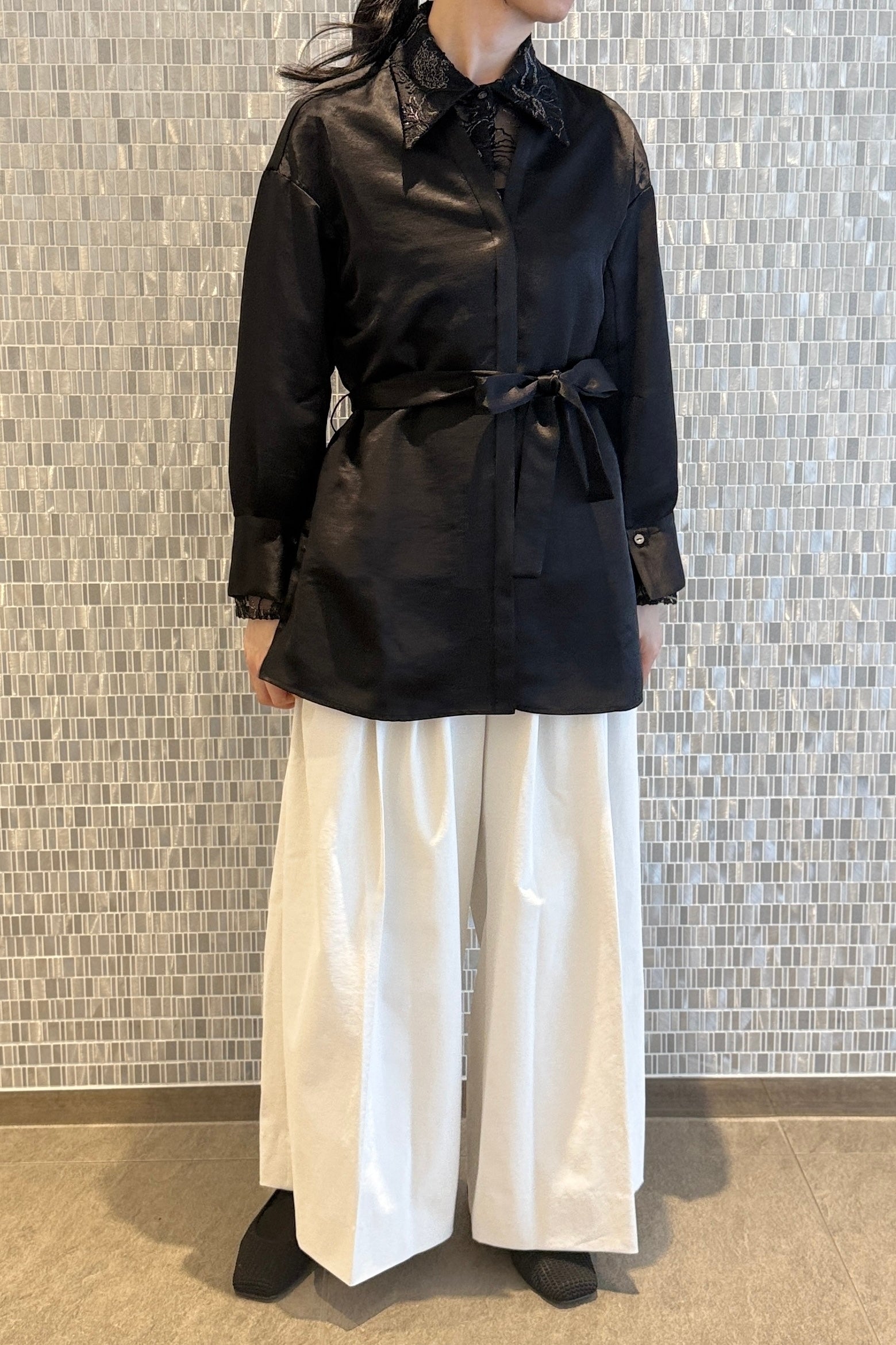 MURRAL Seem flower lace shirt (Ivory)