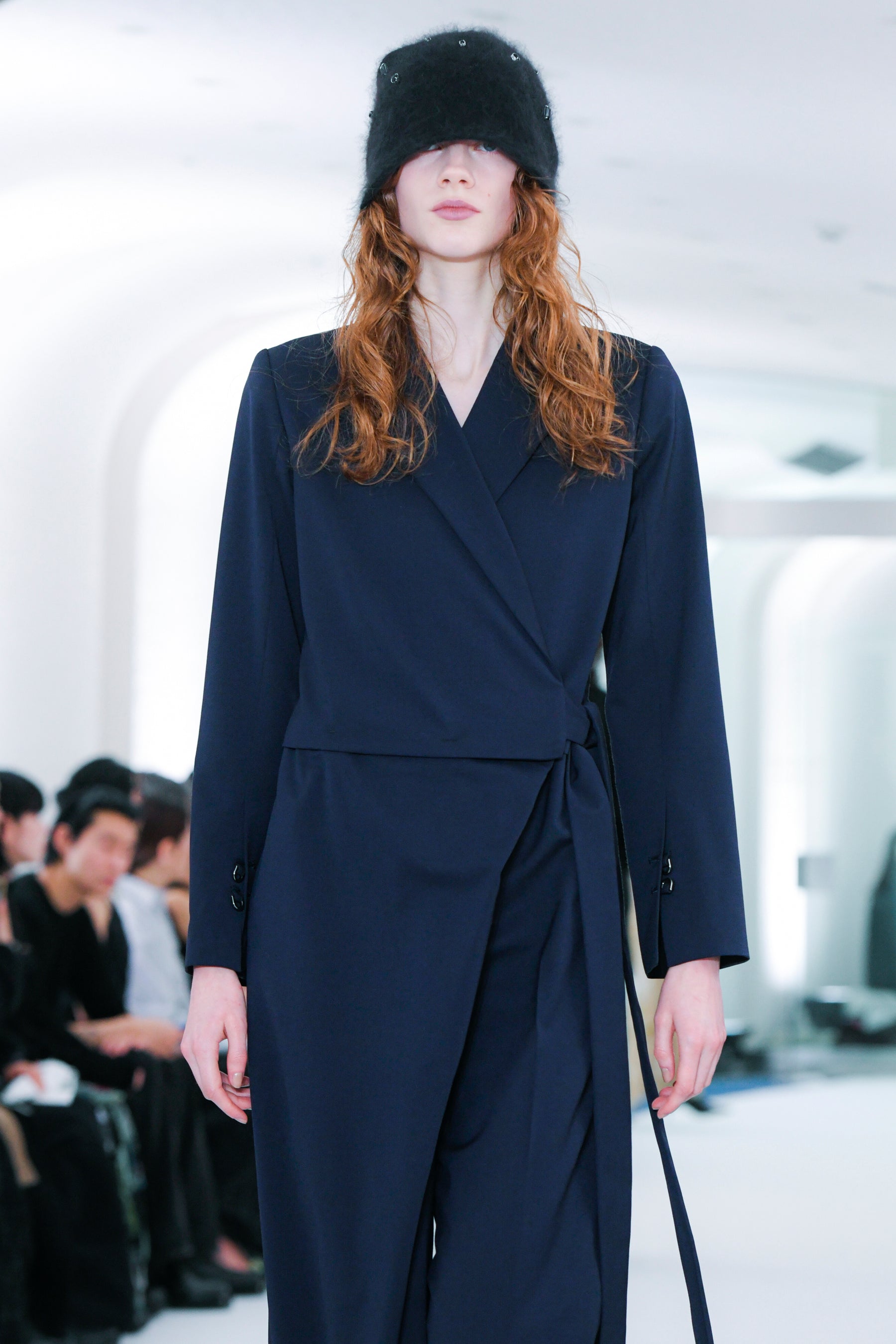 Slit sleeve lace jumpsuit (Navy)