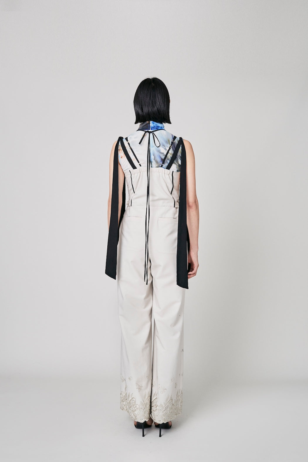 "Wake" sheer sleeveless top (Blue)