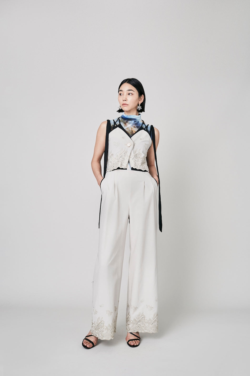 "Wake" sheer sleeveless top (Blue)