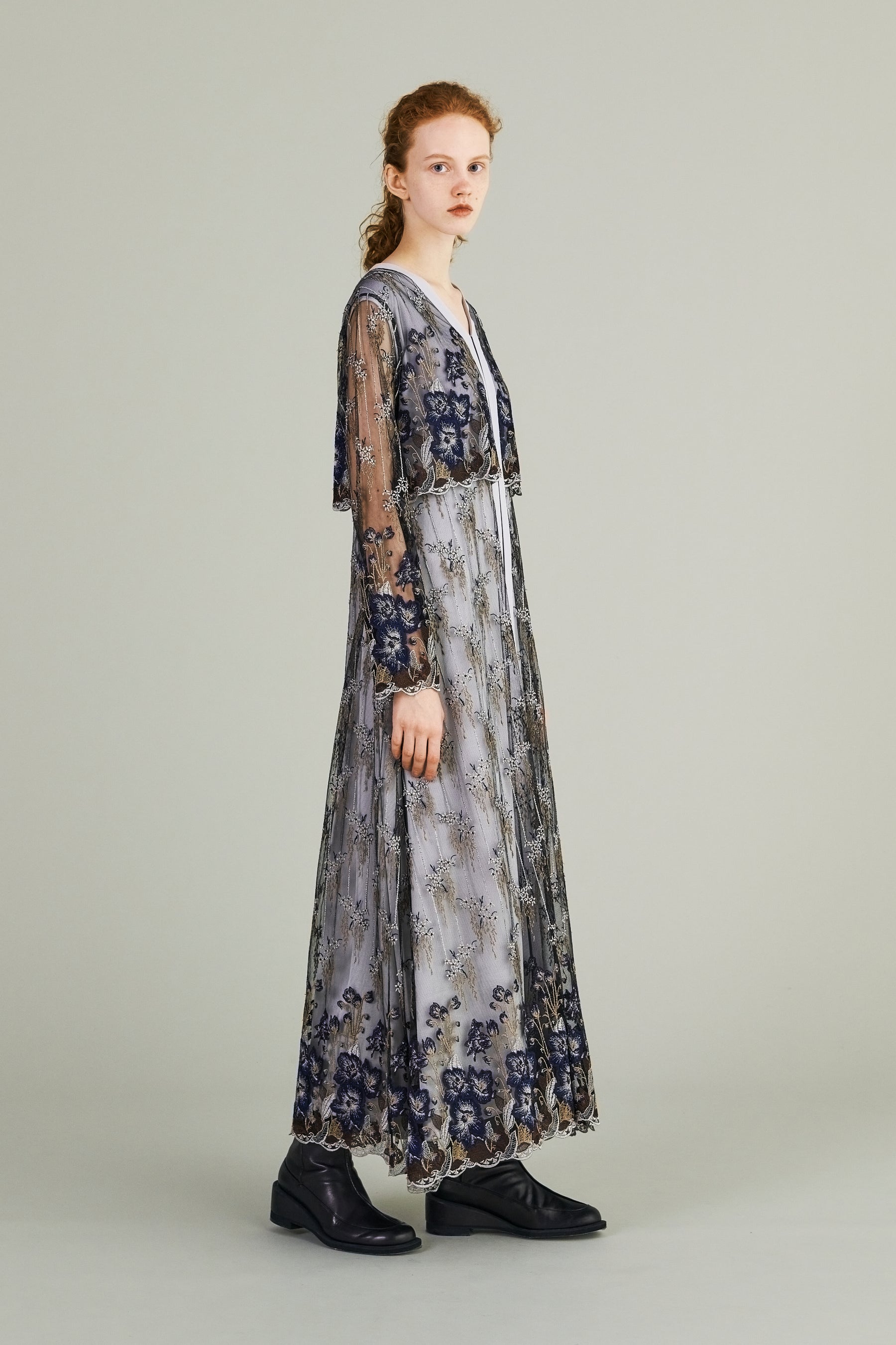 Everlasting embroidery lace dress (Navy)