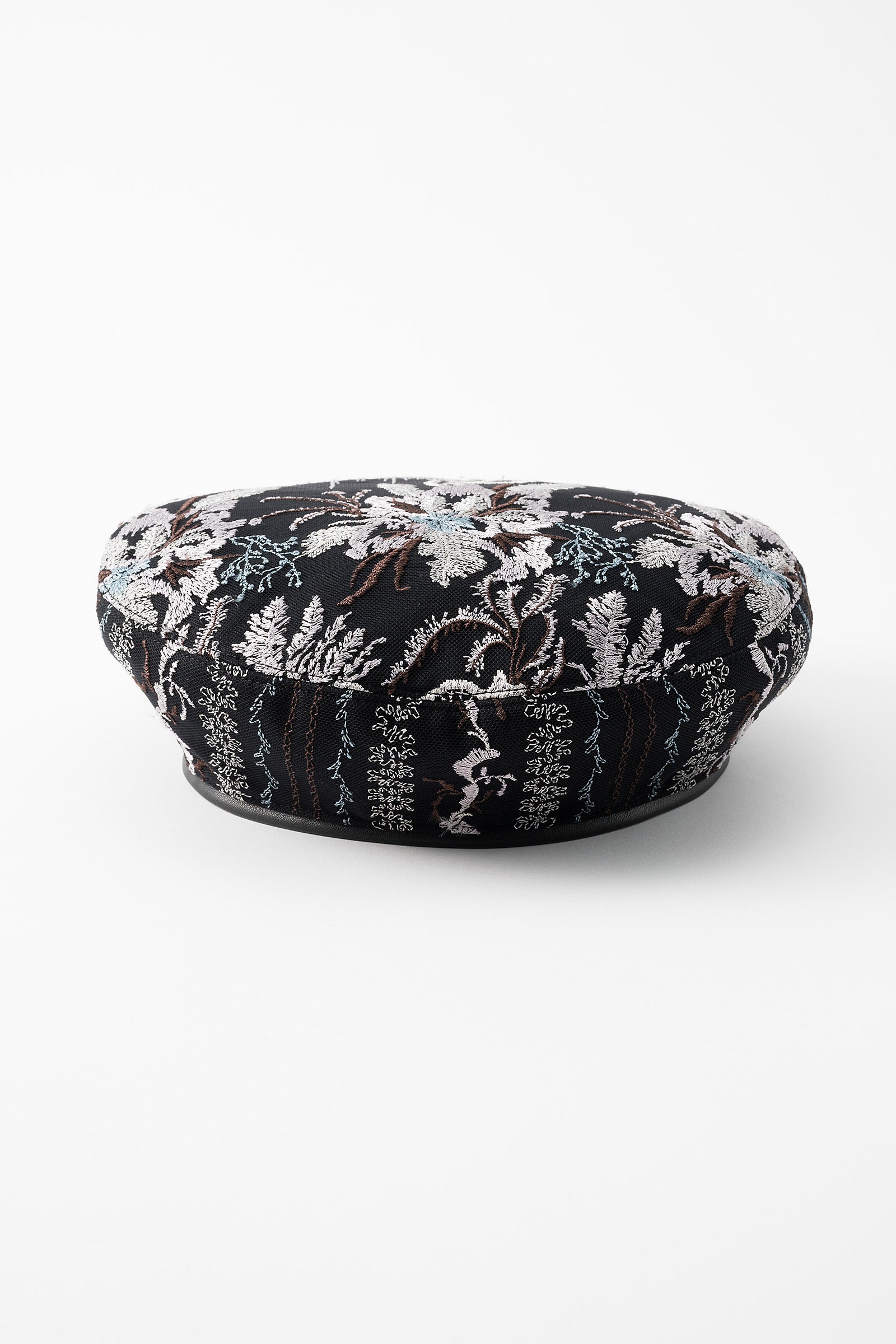 SUIS1458限定特価❣️ Snow flower lace beret