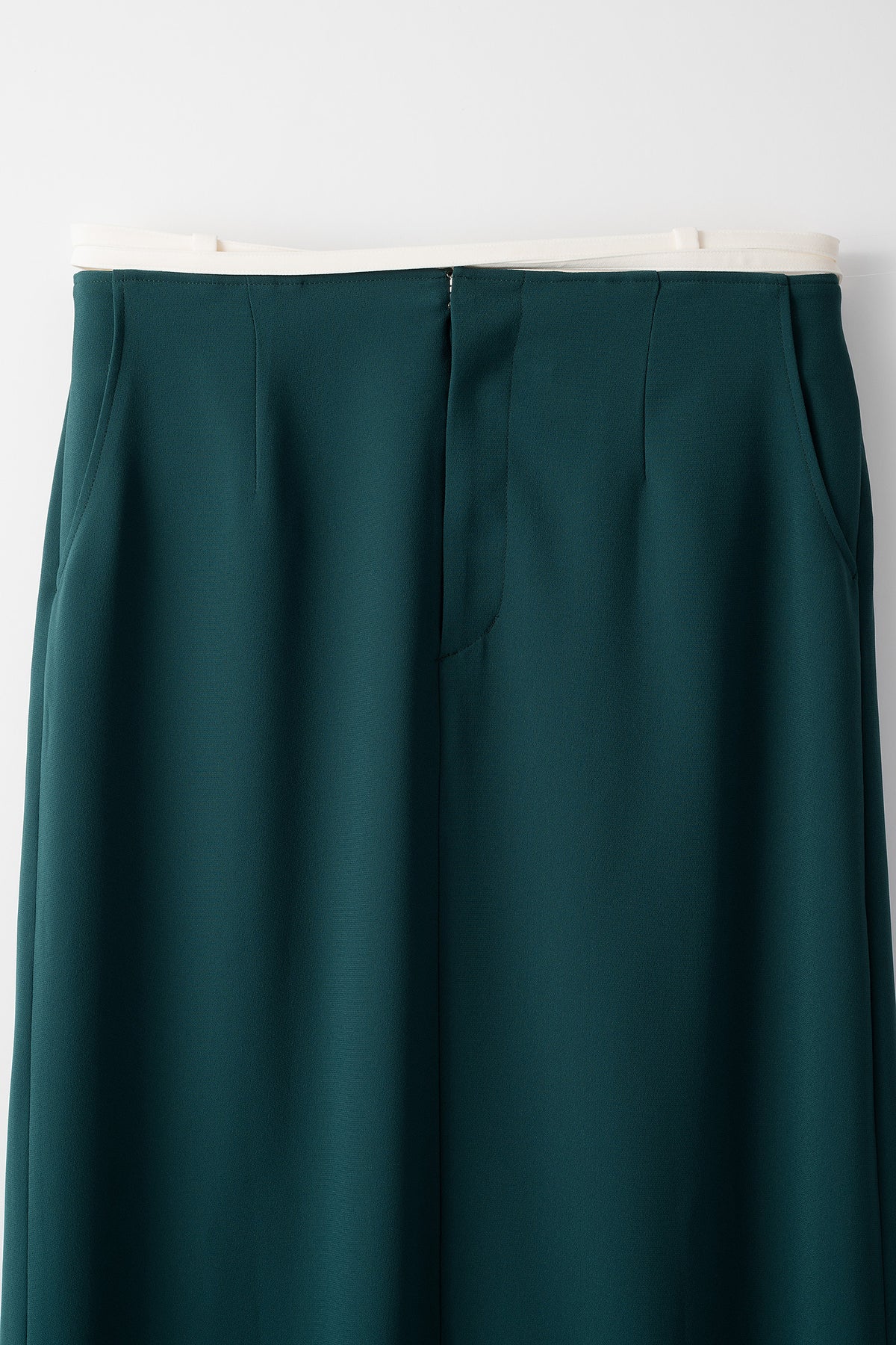 String slit skirt (Green)