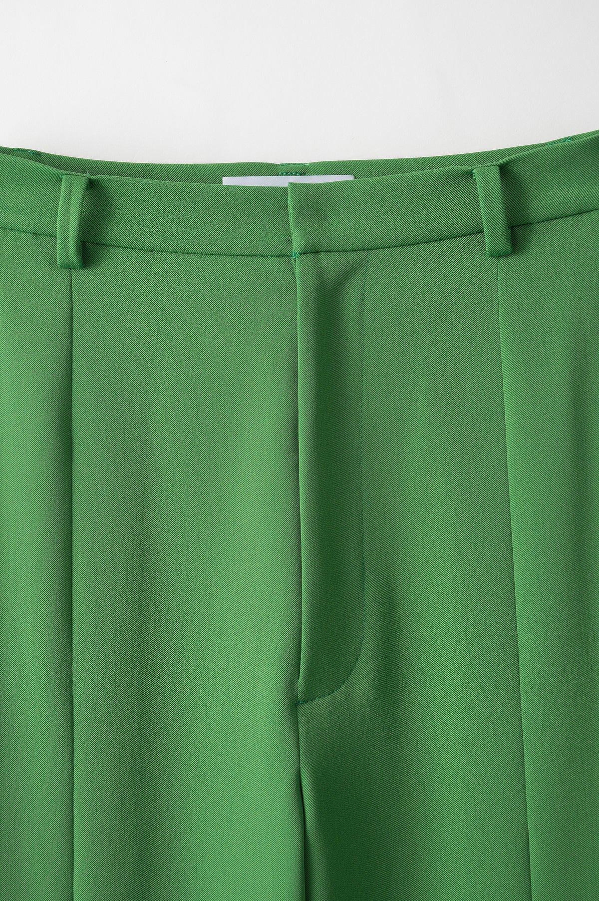 Tucked flare trousers (Grass green)