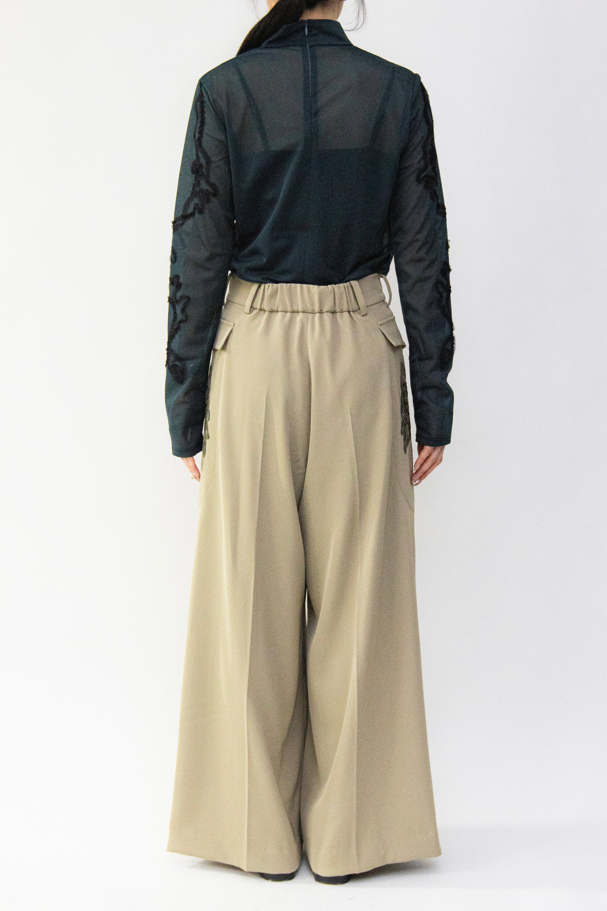 MURRAL Patchwork embroidered slacks (Beige)