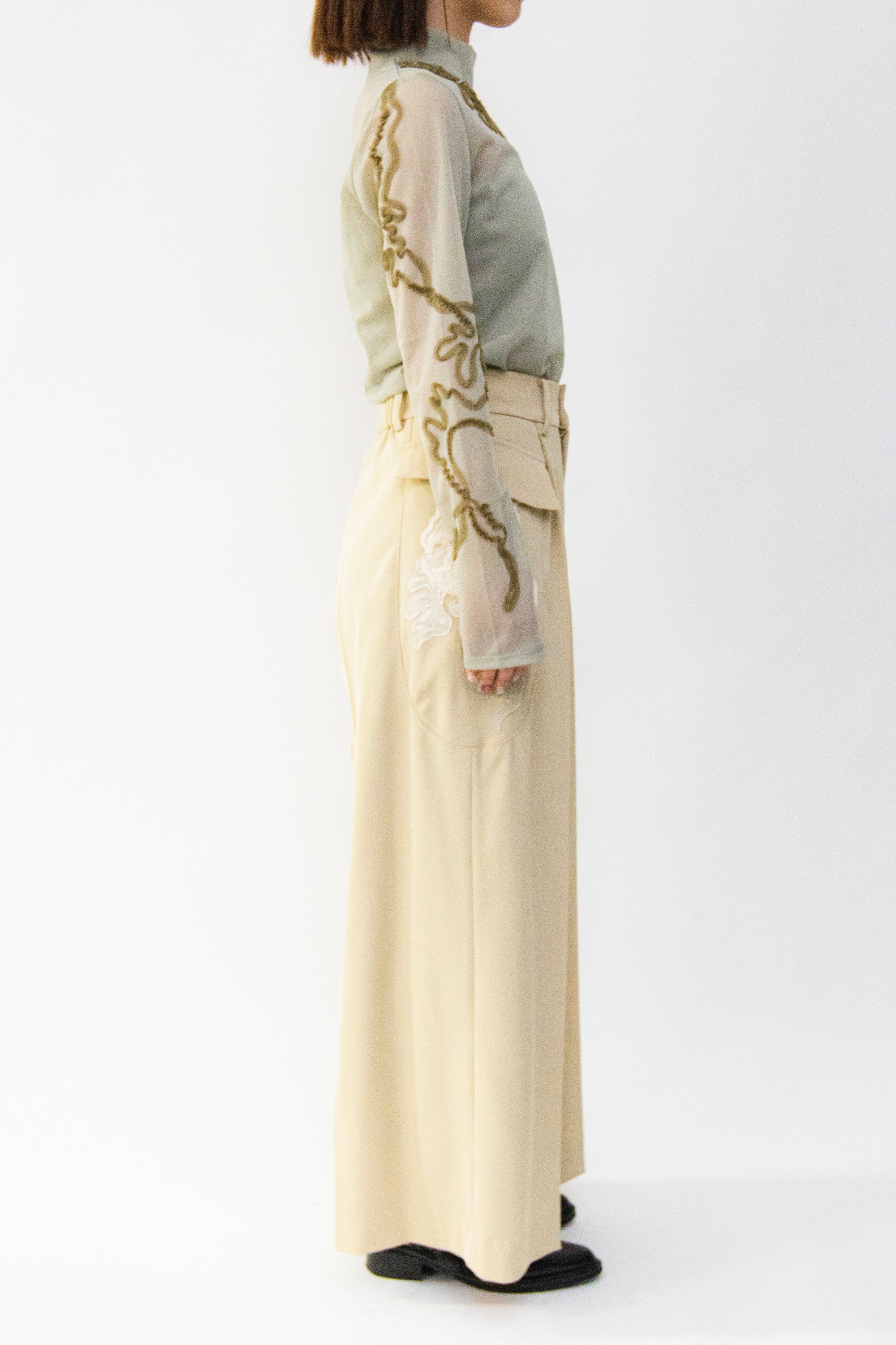 MURRAL Patchwork embroidered slacks (Beige)