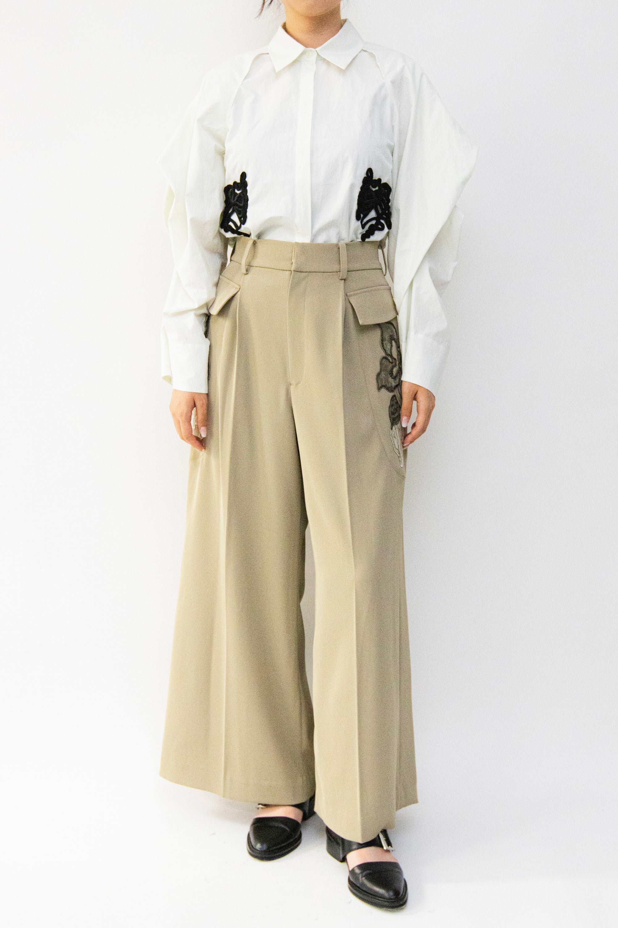 MURRAL Patchwork embroidered slacks (Smoked khaki)