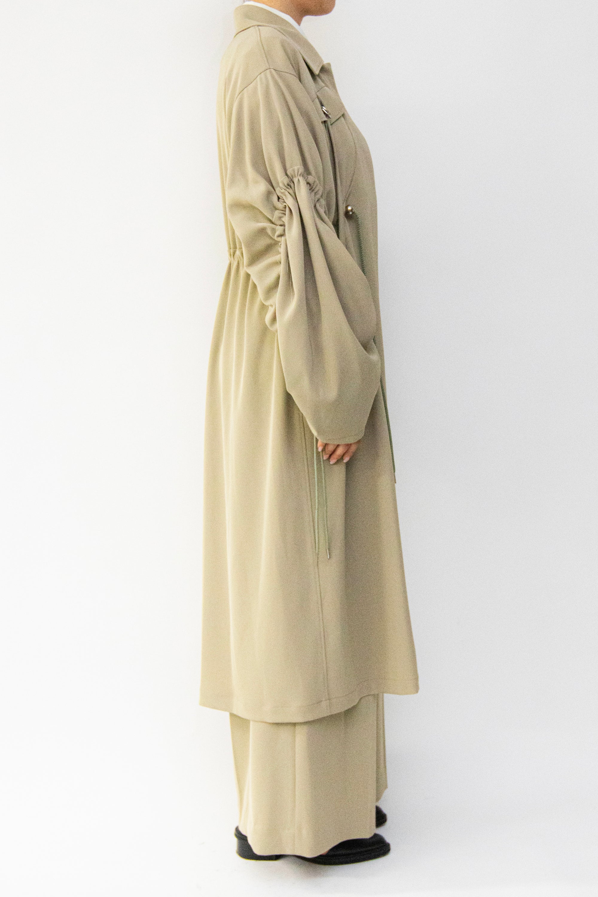 MURRAL Gathered sleeve military coat (Smoked khaki)