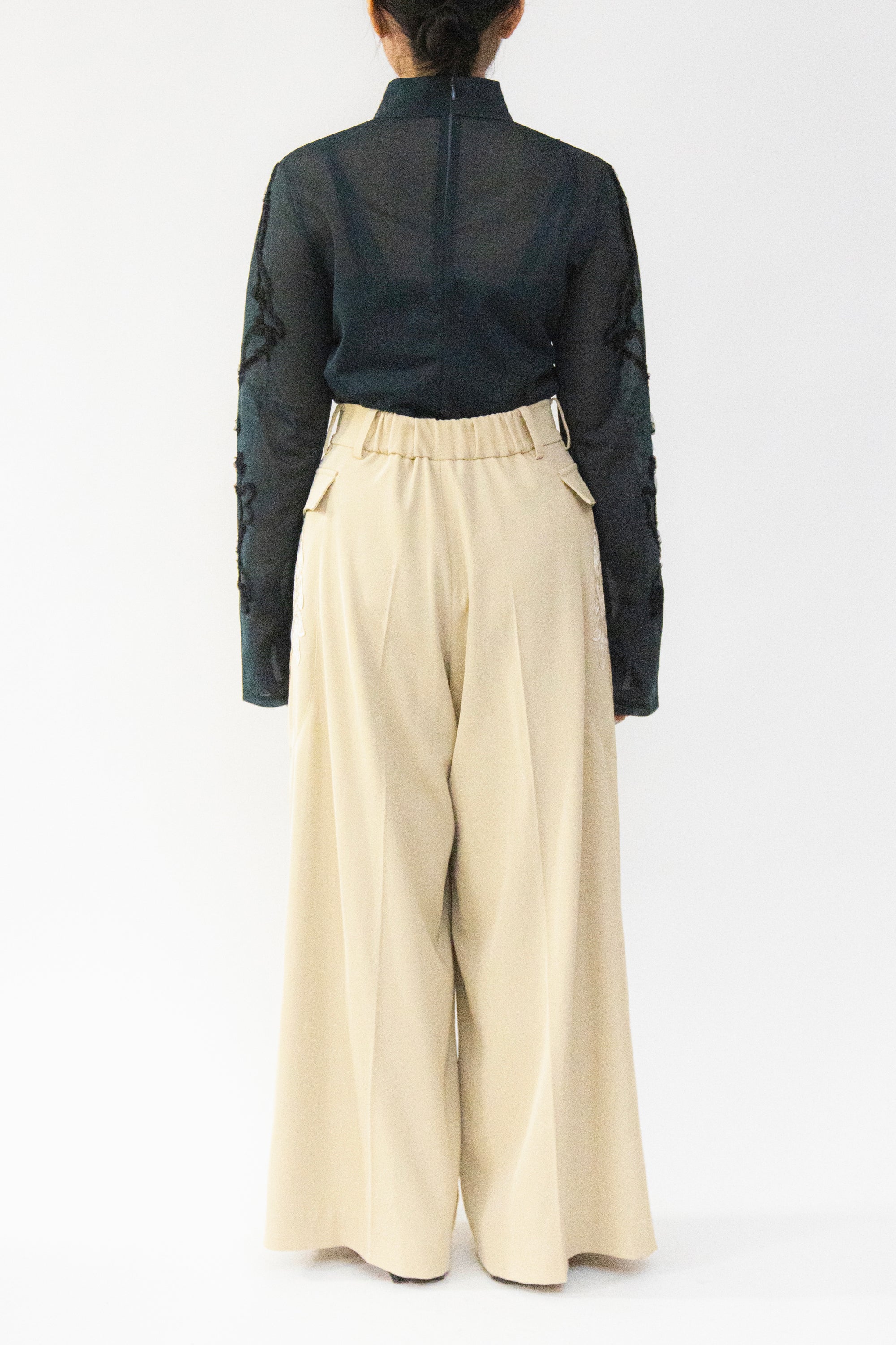 MURRAL Patchwork embroidered slacks (Beige)