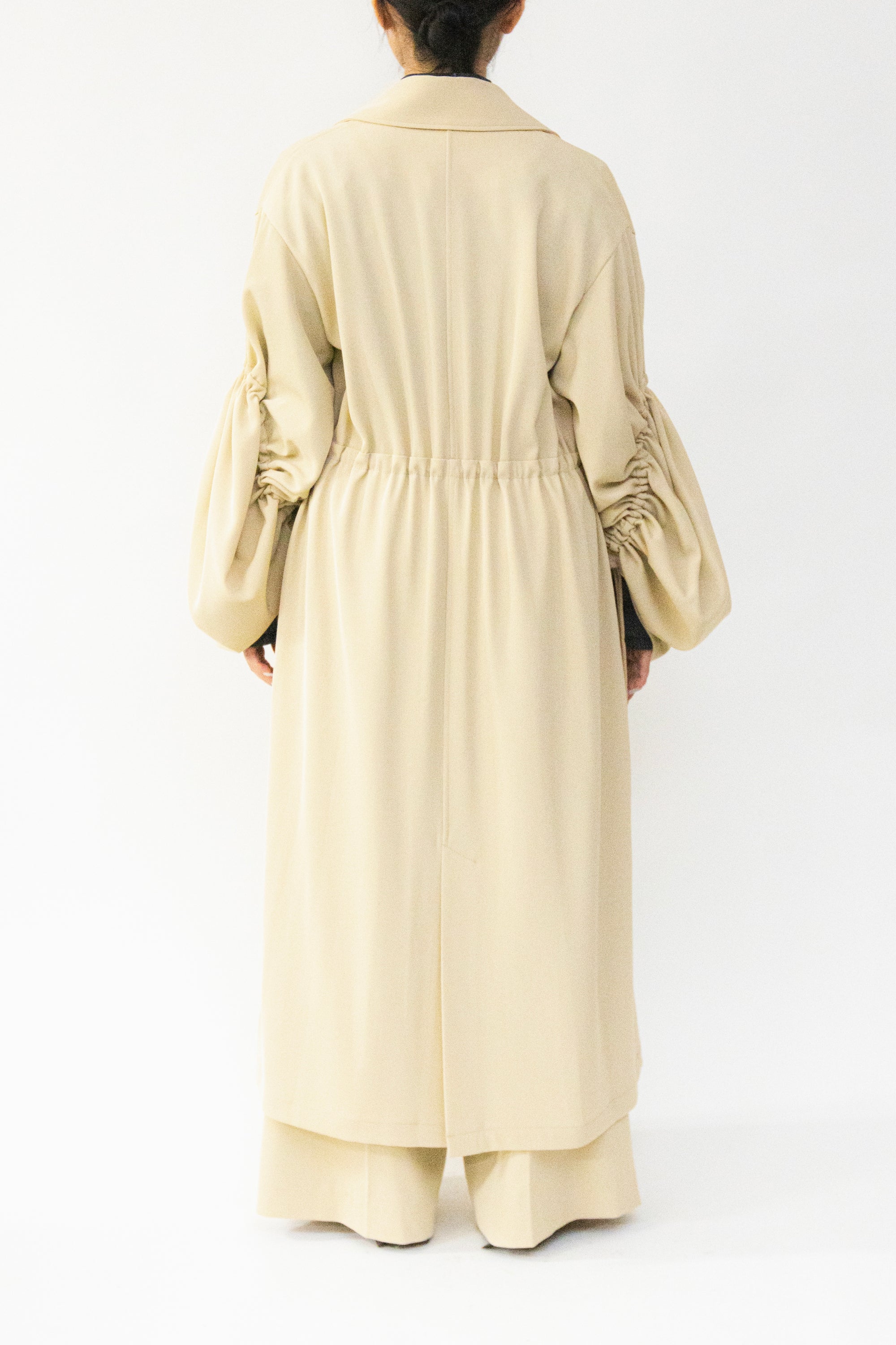 MURRAL Gathered sleeve military coat (Beige)