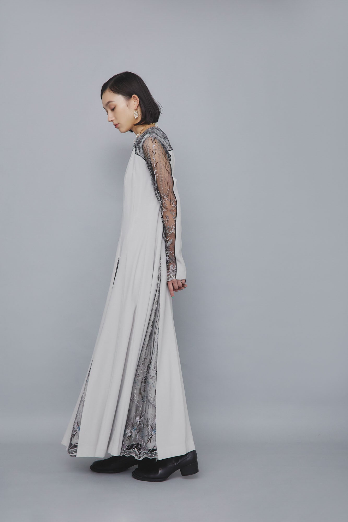 Petal lace dress (Ice gray)