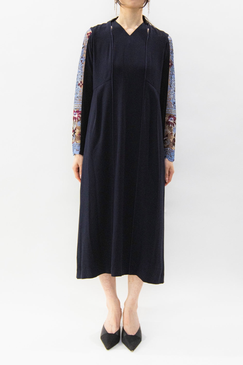 MURRAL Petal collar lace dress (Navy)