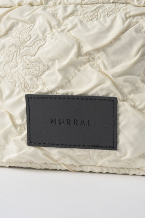 Dahlia shrinking embroidery pouch (Ivory)