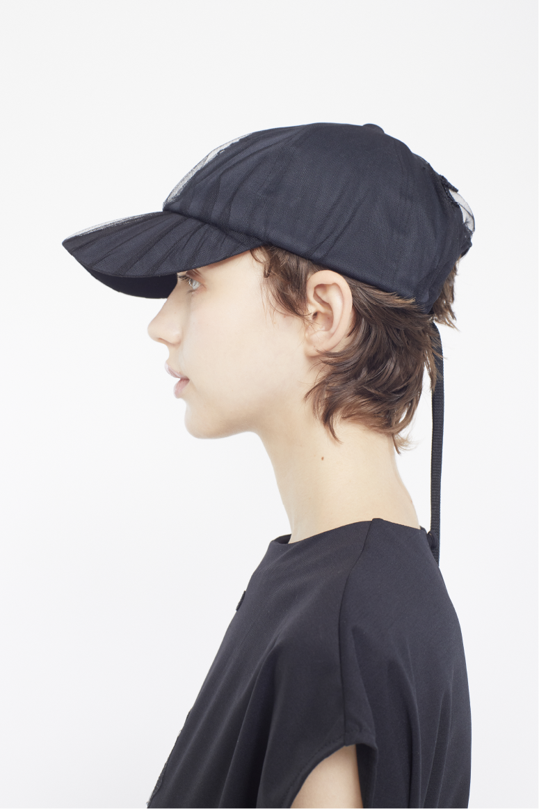 Nerine embroidered tulle cap (Black)