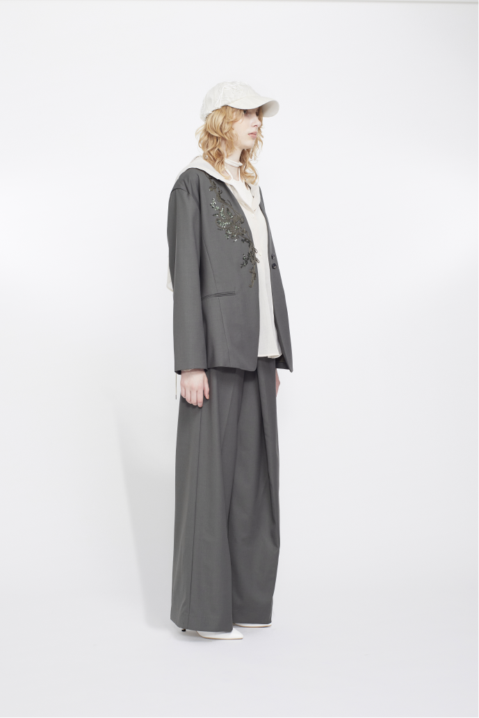 Veil embroidered jacket (Khaki)