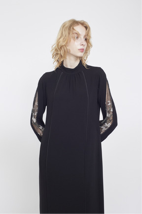 Petal sleeve lace dress (Black)