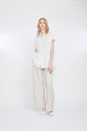 Veil embroidered shirt (White)