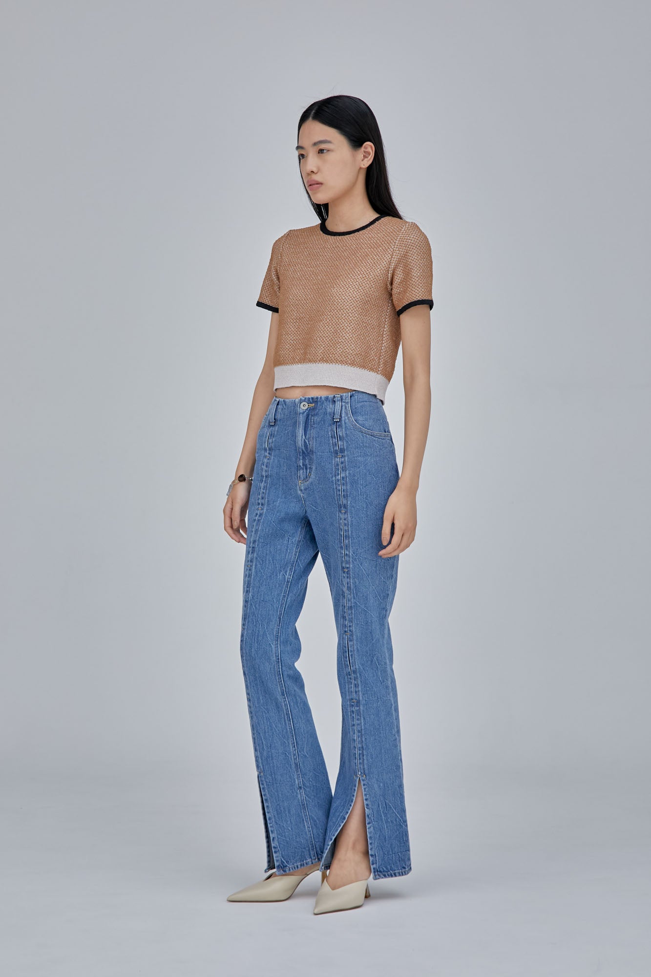 Tucked slit denim (Blue)