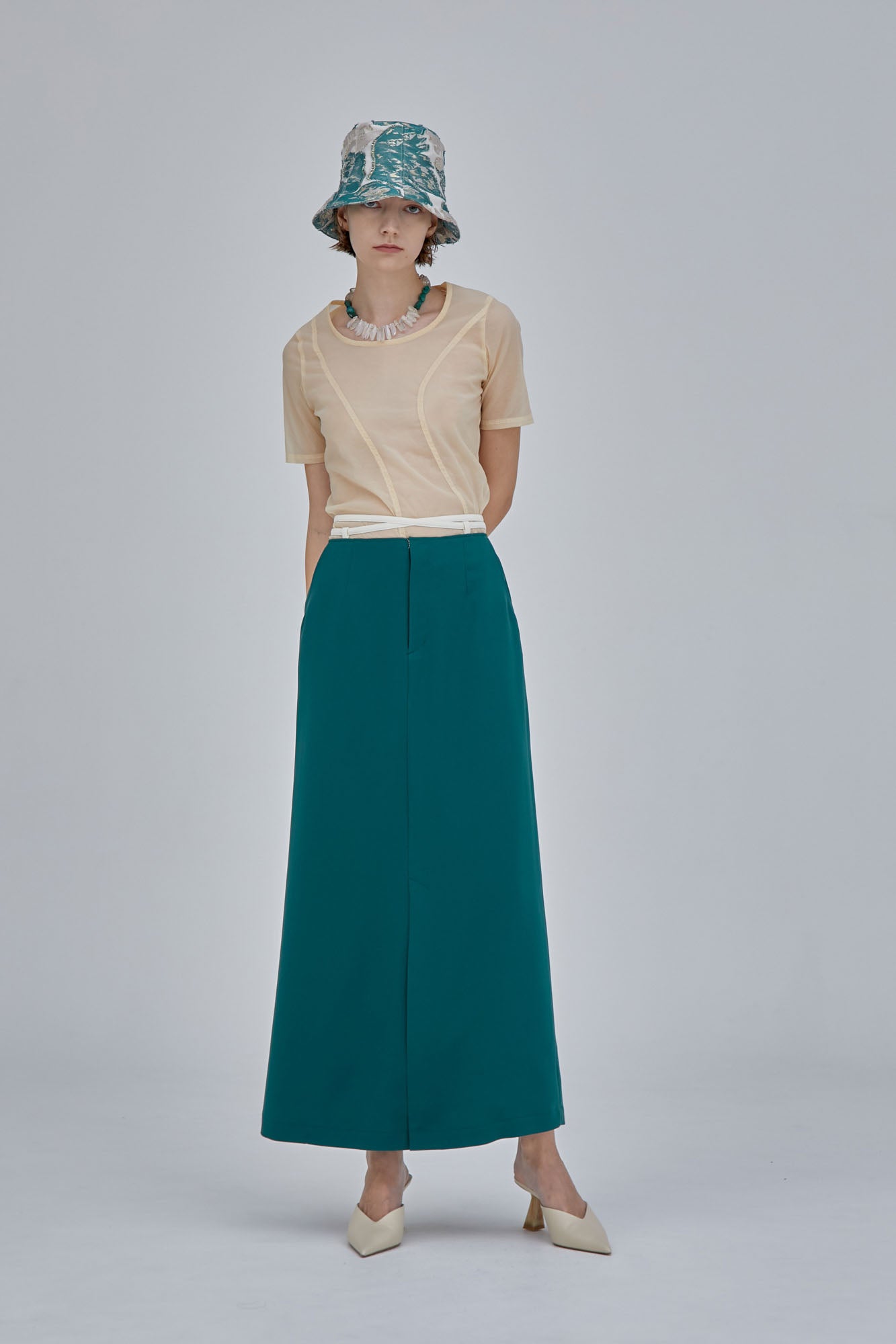 String slit skirt (Green)