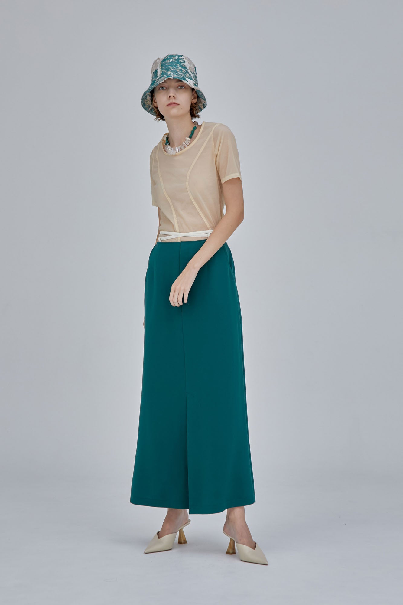 String slit skirt (Green)