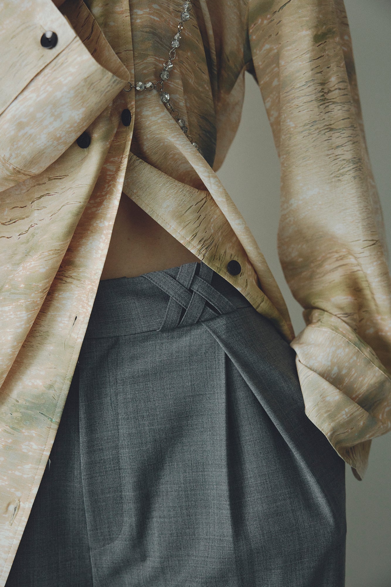 "Encounter" shirt (Beige)