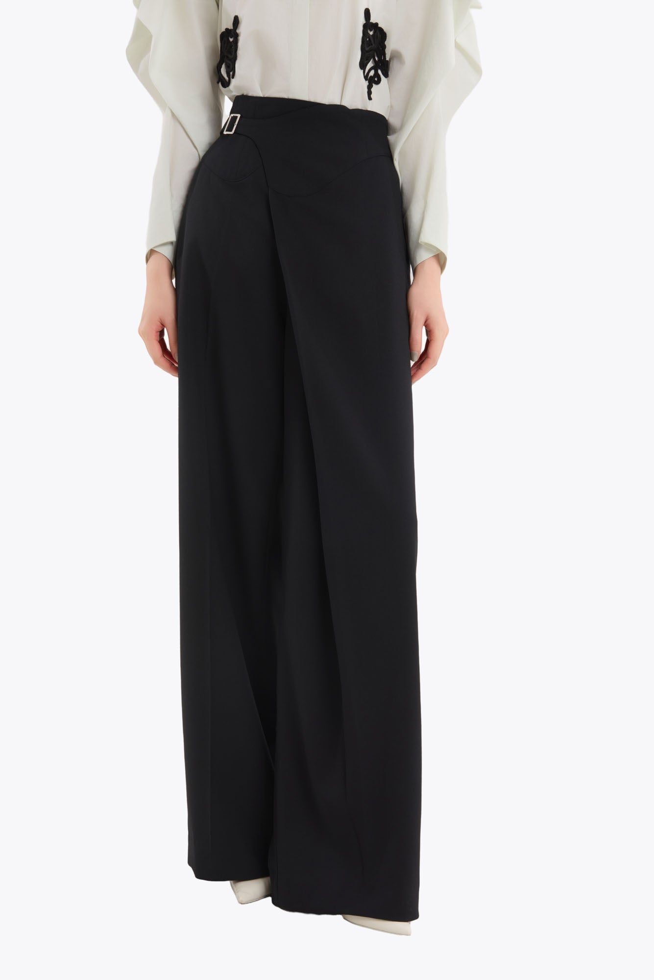 Gurkha asymmetry slacks (Black)