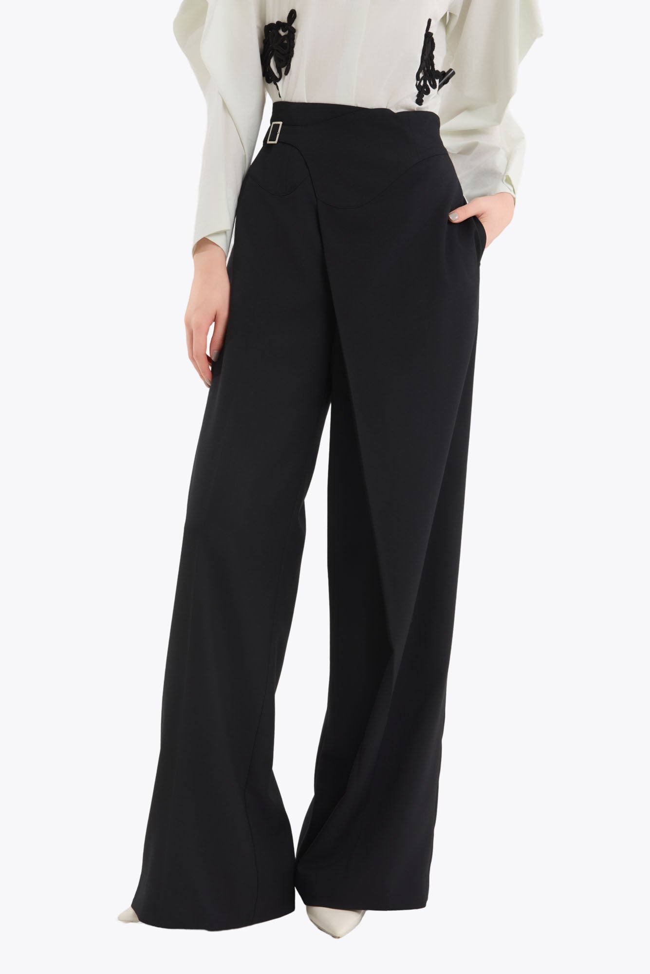 Gurkha asymmetry slacks (Black)
