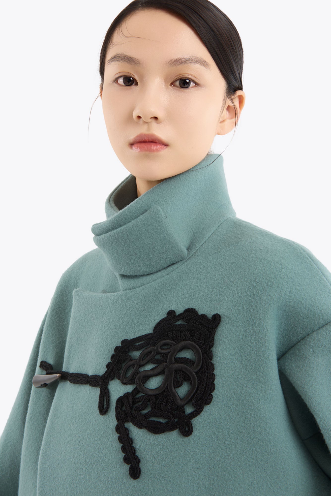 Trillium embroidered wool coat (Green)