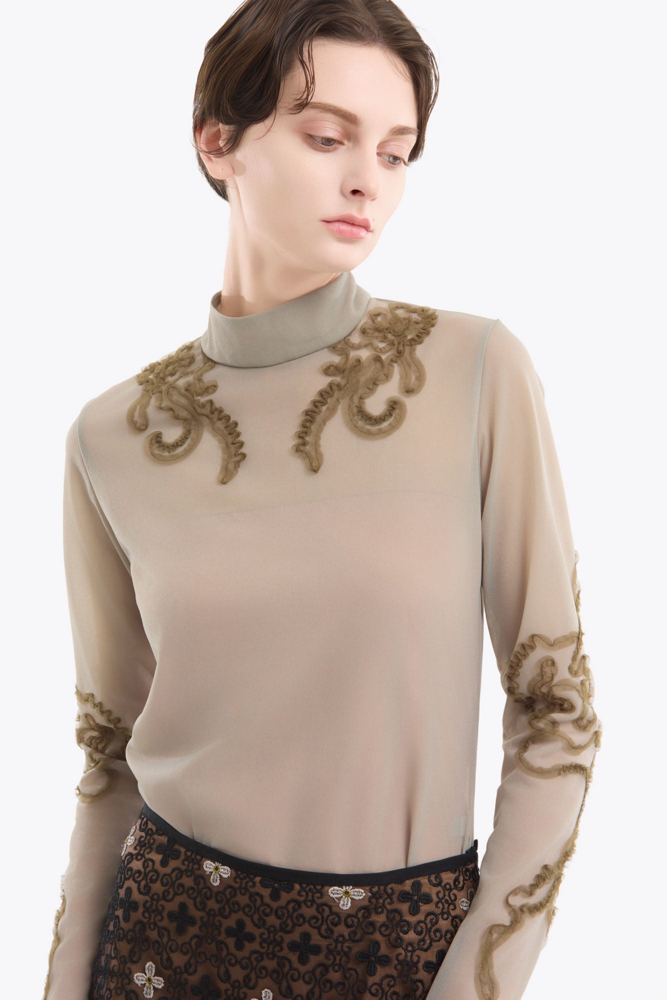 Moon road  embroidered sheer top (Smoked khaki)