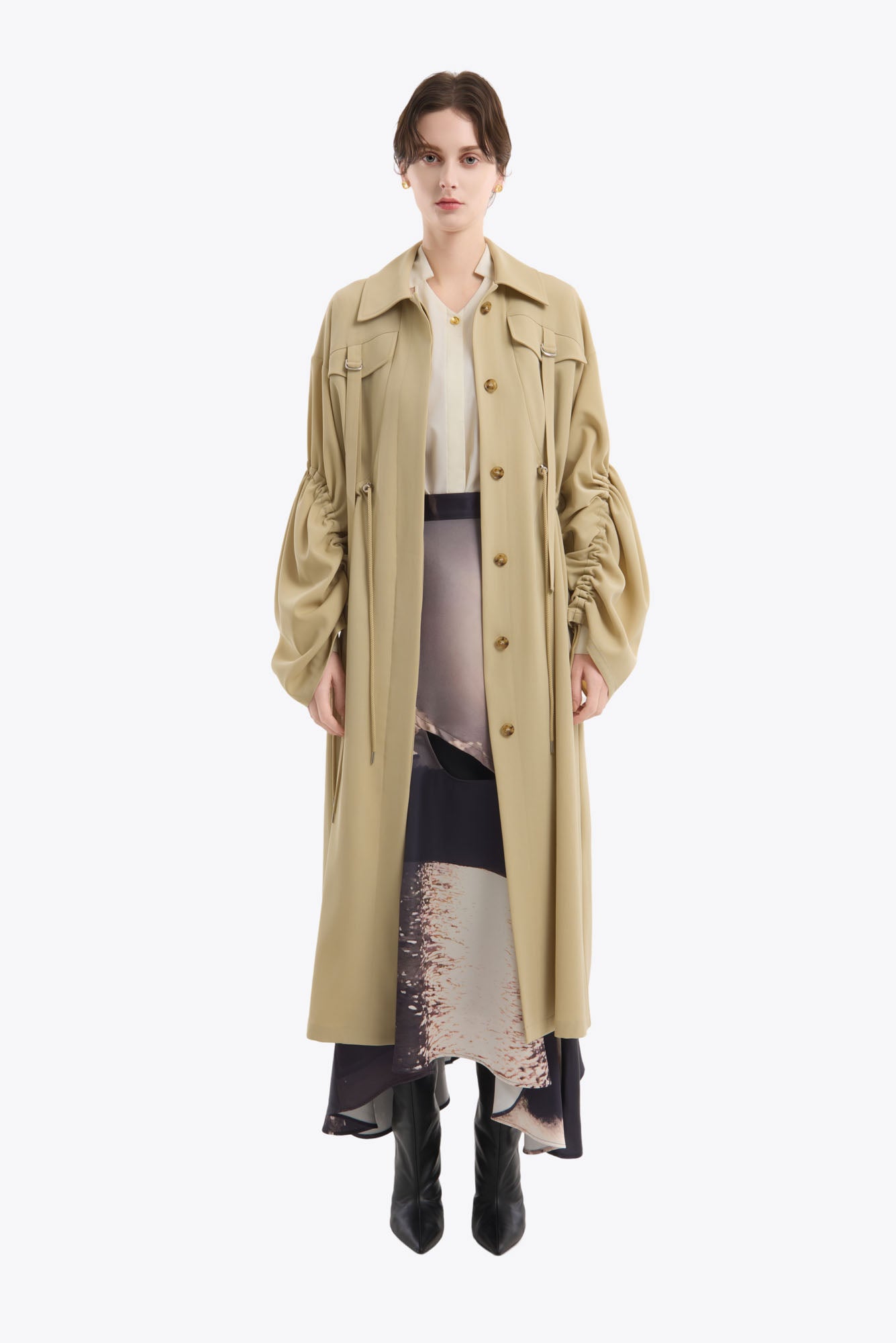Gathered sleeve military coat (Beige)