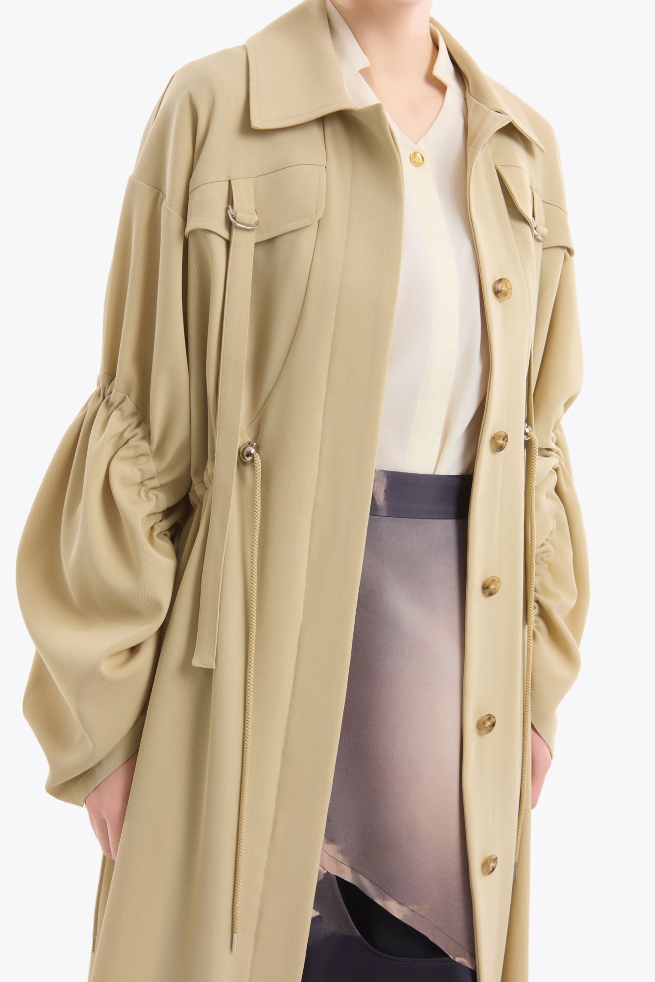 Gathered sleeve military coat (Beige)
