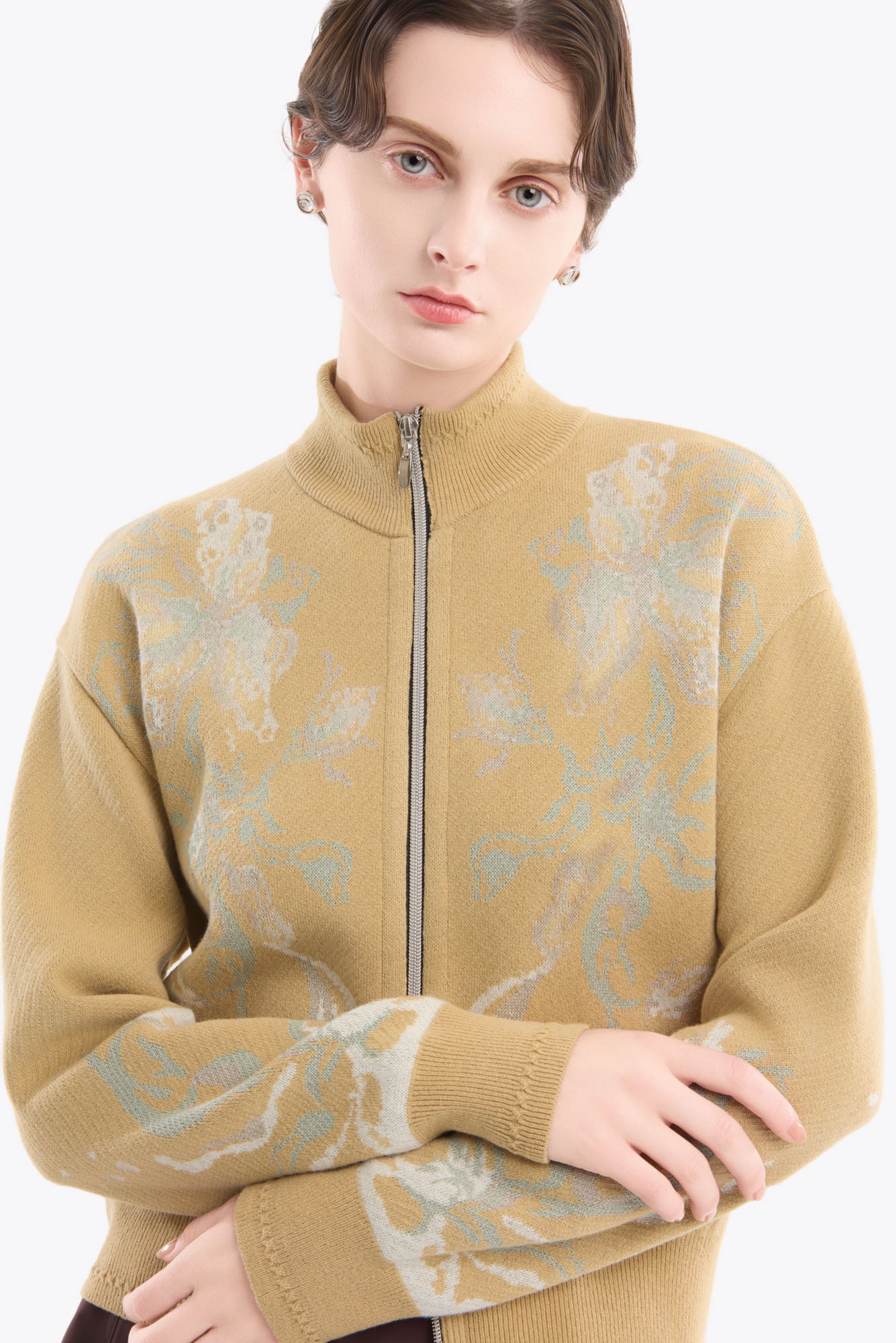 Trillium knit cardigan (Beige)