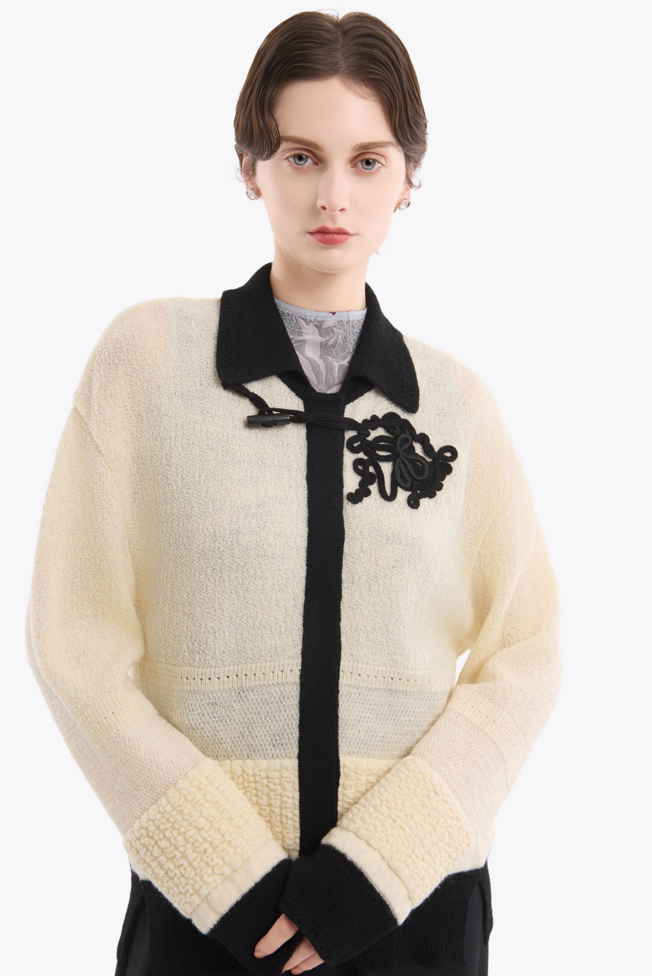 Trillium embroidered knit shirt cardigan (Ivory)