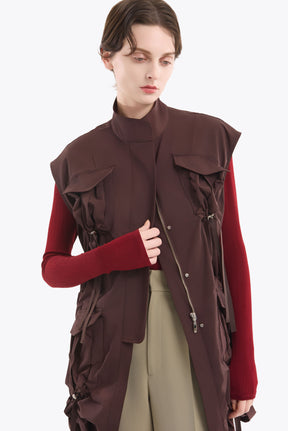 Sleeveless gathered military jacket (Brown)