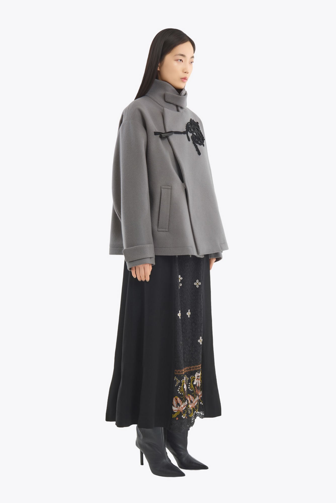 Trillium embroidered wool coat (Gray)