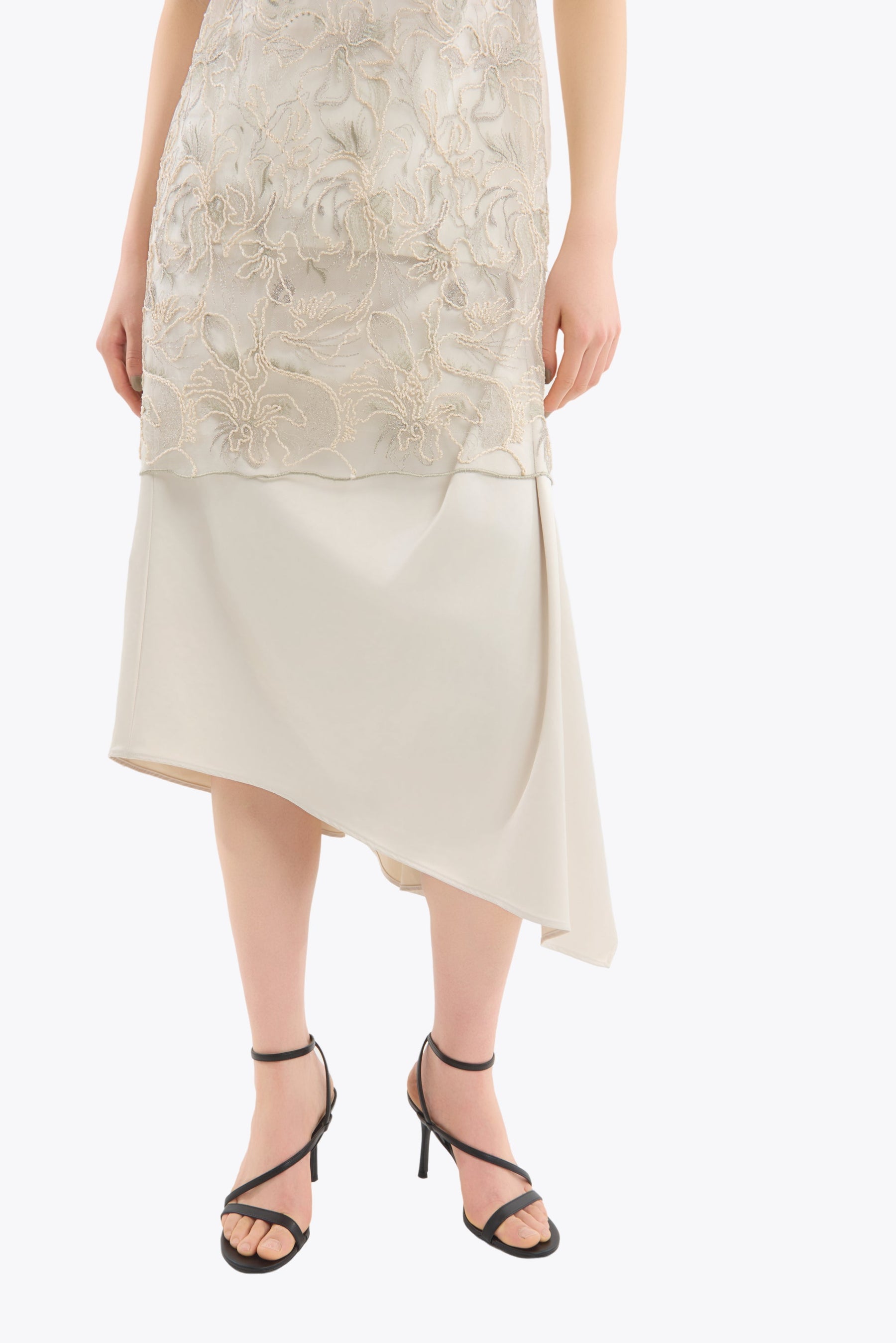 Geum rivale skirt (Ivory)